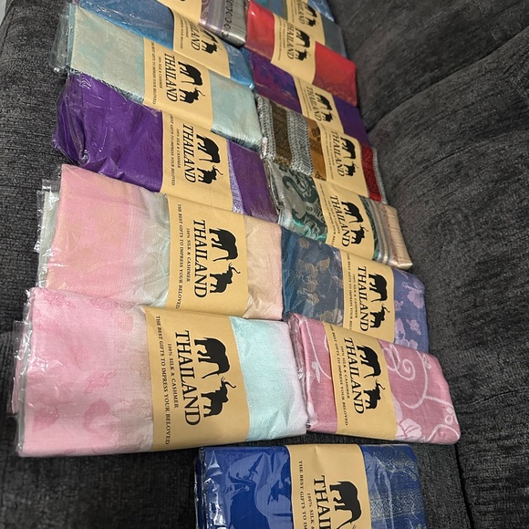 Silk & Cashmere Scarf - Picture 2 of 7